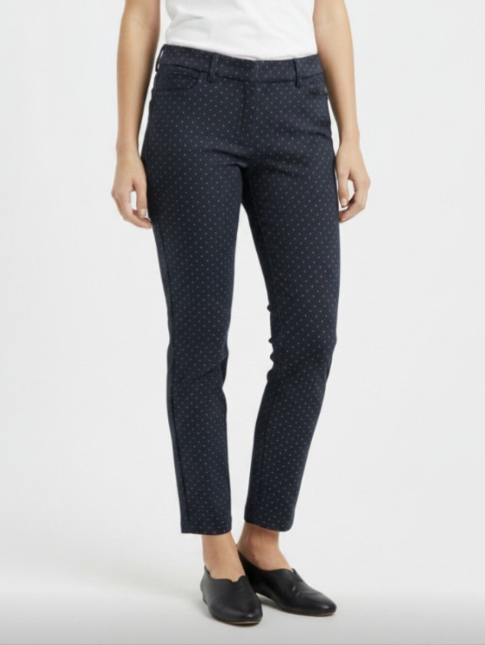 OLD NAVY! RICH BLACK W/GRAY POLKA DOTS SKINNY STYLE PANTS, SLACKS TROUSERS! SZ 8